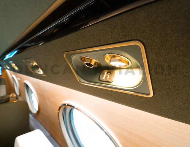 Interior of Gulfstream GV with wood-look upper sidewall